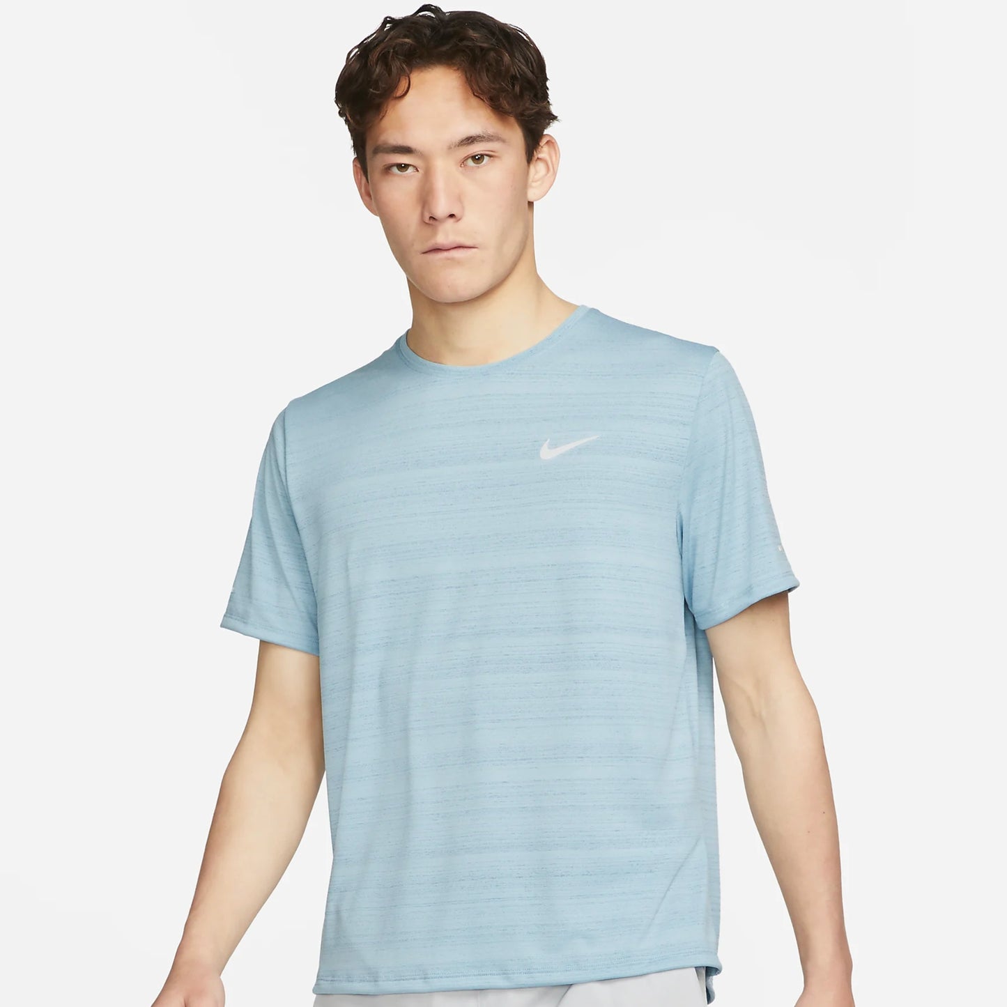 NIKE DRI-FIT MILER 2.0 - SKY BLUE